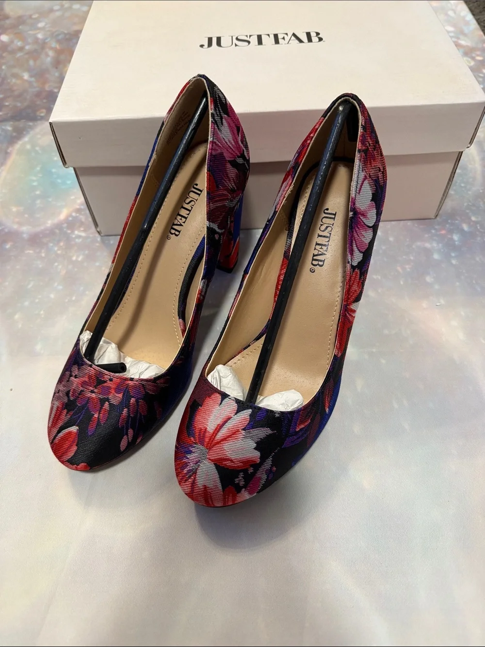 JustFab Floral Print Block Heel Pumps in Black, Pink, Red 7.5